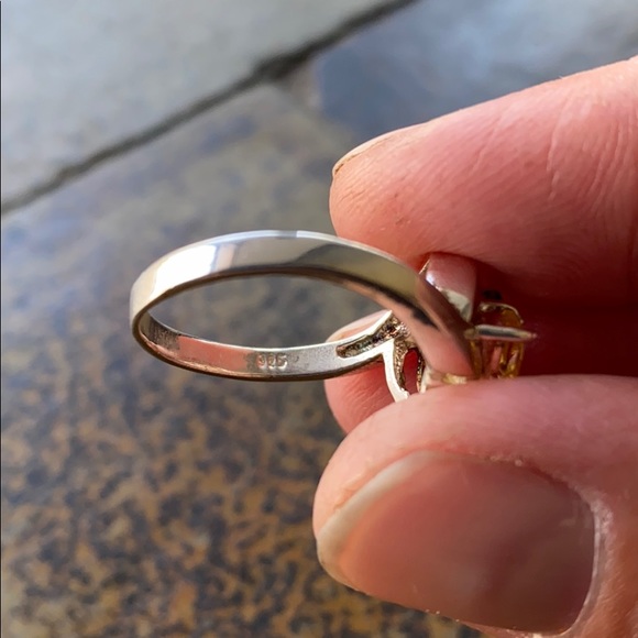 Sterling Silver Ring with Multicolored Gemstones - Picture 5 of 8